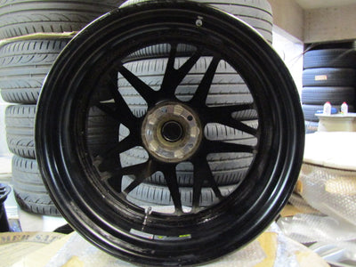 チューナー設定・LS460・LS600h【ホイール】WORK　グノーシスCVX　ブラックアルマイトリム【タイヤ】弊社指定輸入タイヤ（港北店）
