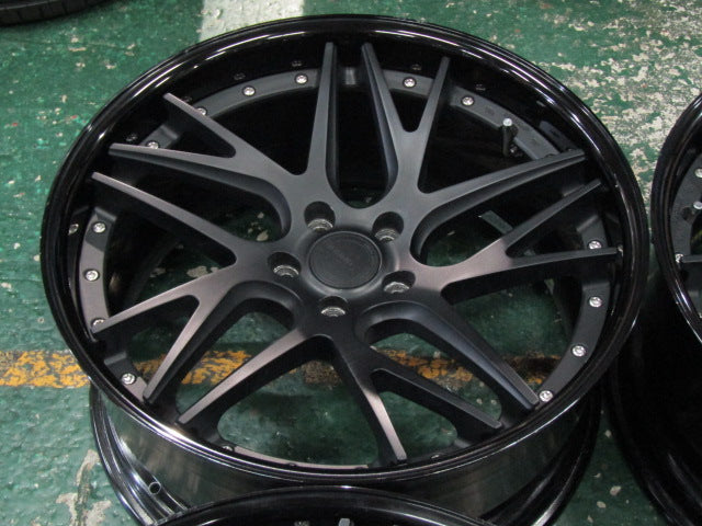 チューナー設定・LS460・LS600h【ホイール】WORK　グノーシスCVX　ブラックアルマイトリム【タイヤ】弊社指定輸入タイヤ（港北店）