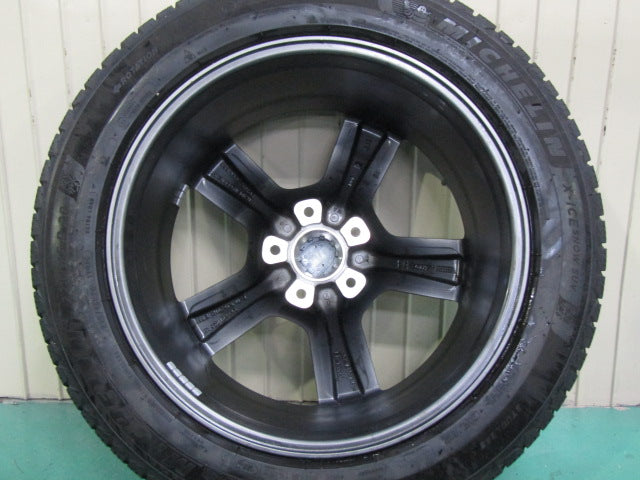 美品で冬準備・カイエンクーペ・カイエン【ホイール】ポルシェ　E3K30系　カイエンクーペ純正　スポーツクラシック【タイヤ】ミシュラン　XアイススノーSUV（保土ヶ谷本店）