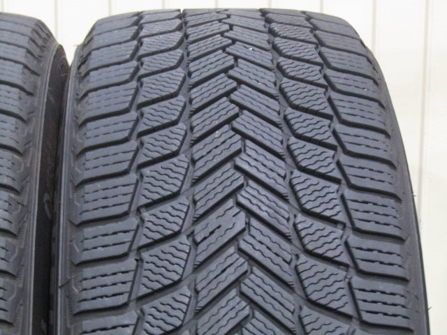 美品で冬準備・カイエンクーペ・カイエン【ホイール】ポルシェ　E3K30系　カイエンクーペ純正　スポーツクラシック【タイヤ】ミシュラン　XアイススノーSUV（保土ヶ谷本店）