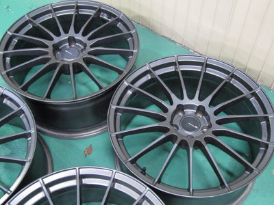 希少サイズ・アウディ・TTクーペ・TTSクーペ【ホイールENKEI（エンケイ）レーシングレボリューション　RS05RR】【タイヤ】MINERVA（ミネルバ）F205（保土ヶ谷本店）