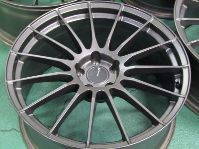 希少サイズ・アウディ・TTクーペ・TTSクーペ【ホイールENKEI（エンケイ）レーシングレボリューション　RS05RR】【タイヤ】MINERVA（ミネルバ）F205（保土ヶ谷本店）