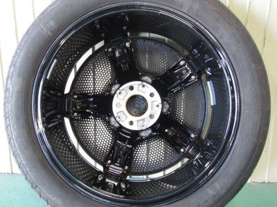 限定冬セット・EQE・SUV【ホイール】メルセデスベンツ　X294　EQE350　SUV純正　AMGライン【タイヤ】ピレリ　アイスゼロアシンメトリコ（保土ヶ谷本店）