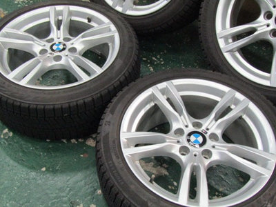 新品付き・3シリーズ・F30・F31・4シリーズ・F32・F33・F36【ホイール】BMW　F30　F31　3シリーズ　Mスポーツ純正　スタースポークスタイリング400M【タイヤ】ピレリ　アイスゼロアシンメトリコ（保土ヶ谷本店）