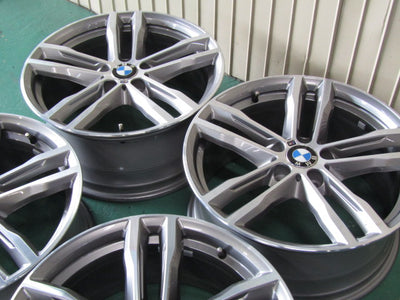 超希少限定モデル・BMW・3シリーズ・F30・F31・4シリーズ・F32・F33・F36【ホイール】BMW　F30　3シリーズ　限定車純正　ダブルスポークスタイリング704M【タイヤ】コンチネンタル　エクストリームコンタクトDWS06Plus（保土ヶ谷本店）