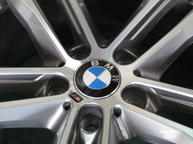 超希少限定モデル・BMW・3シリーズ・F30・F31・4シリーズ・F32・F33・F36【ホイール】BMW　F30　3シリーズ　限定車純正　ダブルスポークスタイリング704M【タイヤ】コンチネンタル　エクストリームコンタクトDWS06Plus（保土ヶ谷本店）