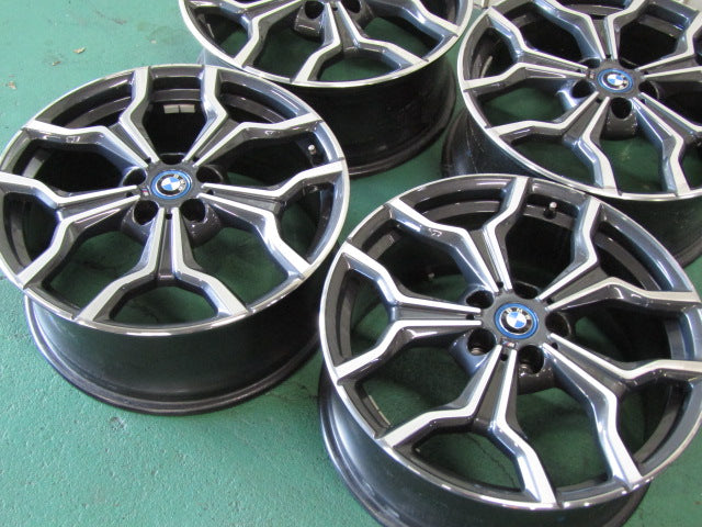 希少デザイン・F48・X1・F39・X2【ホイール】BMW　F48　X1　Mスポーツ純正　Yスポークスタイリング722M【タイヤ】コンチネンタル　エクストリームコンタクトDWS06Plus（保土ヶ谷本店）
