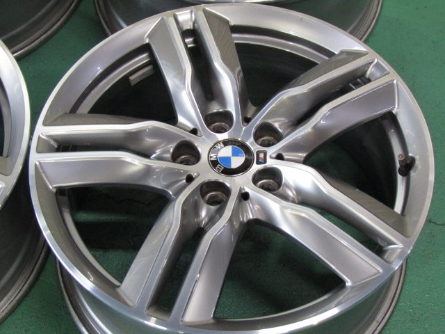 冬の特別価格・BMW・X1・F48・X2・F39・MINI・F30・クロスオーバー【ホイール】BMW　F48　X1純正　ダブルスポークスタイリング570M【タイヤ】ピレリ　アイスゼロアシンメトリコ（保土ヶ谷本店）