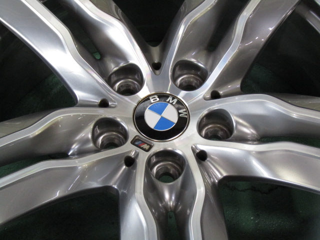 冬の特別価格・BMW・X1・F48・X2・F39・MINI・F30・クロスオーバー【ホイール】BMW　F48　X1純正　ダブルスポークスタイリング570M【タイヤ】ピレリ　アイスゼロアシンメトリコ（保土ヶ谷本店）