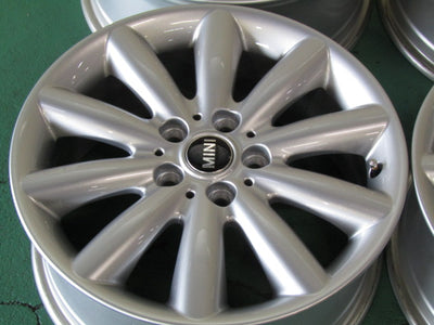 新車外しの冬物・MINI・クーパーS・ミニワン・カブリオ・F55・F56・F57【ホイール】MINI　F55/F56　クーパー純正　コスモススポーク499【タイヤ】DAVANTI（ダヴァンティ）WINTOURA（ウイントゥーラ）Plus（港北店）