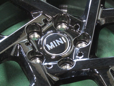 限定価格・MINI・JCW・F65・F66・F67【ホイール】MINI　F65　JCW　ジョンクーパーワークス純正　スプリントスポーク957【タイヤ】ピレリ　アイスゼロアシンメトリコ（保土ヶ谷本店）