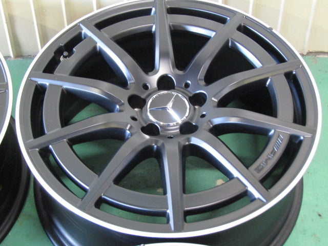 ガリキズ無しの美品・GLB35AMG・X247・GLB・GLA45AMG・GLA・H247【ホイール】メルセデスベンツ　X247　GLB35AMG　ウインター純正【タイヤ】ヨコハマ　アイスガードG075SUV（保土ヶ谷本店）