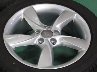 美品で超溝あり・アウディ・A3・A3スポーツバック【ホイール】アウディ　8V系　A3ウインター純正　5アームヘリカデザイン【タイヤ】ブリヂストン　ブリザックVRX3（保土ヶ谷本店）