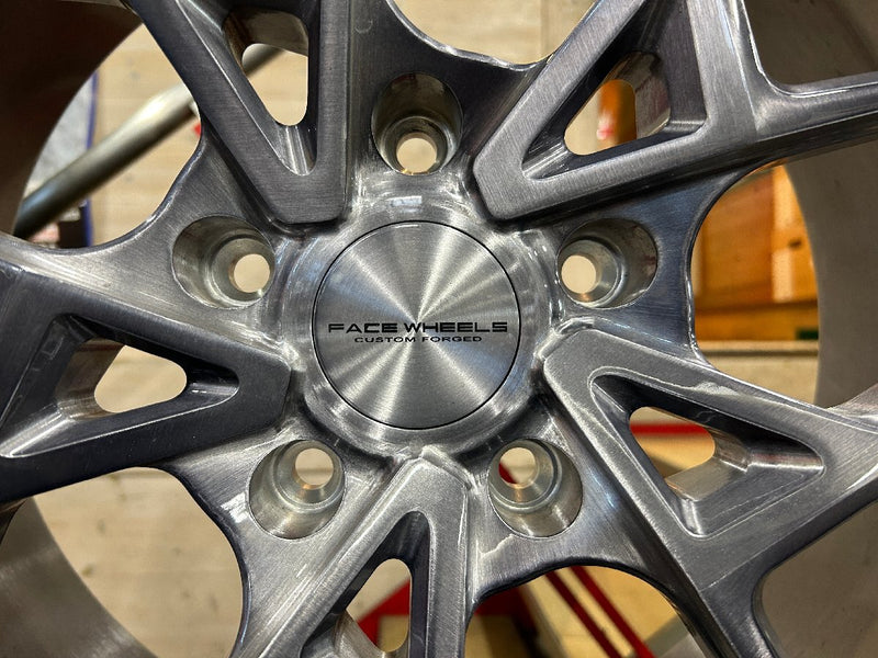 ホイールのみ4本　単体　鍛造品　人とは違うデザインで個性的に　【アルミ】FACE　WHEELS　FW1003　FORGED　鍛造品　(世田谷店)