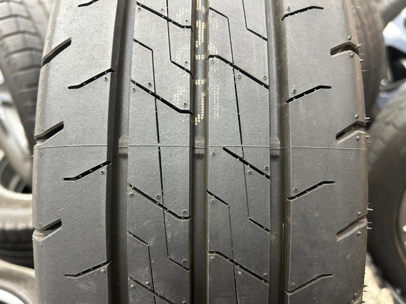 夏セット　インチアップやタイヤ交換にいかが　【アルミ】XTREME-J　XJ04　【タイヤ】FALKEN　W11　109/107　バン用タイヤ　2023年製　(世田谷店)