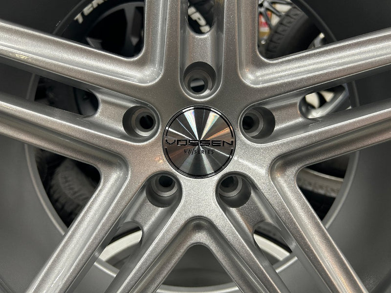 冬セット　冬でもお洒落な社外品インチアップに　【アルミ】VOSSEN　VFS5　ブリリアントシルバー　【タイヤ】ヨコハマタイヤ　アイスガードG075/ジオランダーG073　（世田谷店）