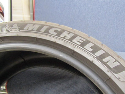 ★タイヤのみ発送限定品☆【タイヤ名】MICHELIN PILOT SPORT 4S　ポルシェ承認タイヤ【タイヤサイズ】315/30-21（港北店）