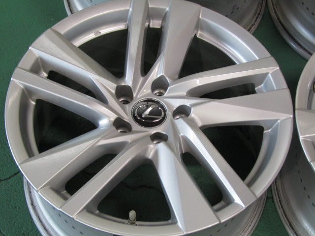 1台限定冬セット・レクサス・IS300・IS300h【ホイール】レクサス　AVE30系　IS　IS300/IS300h純正【タイヤ】ピレリ　アイスゼロアシンメトリコ（保土ヶ谷本店）