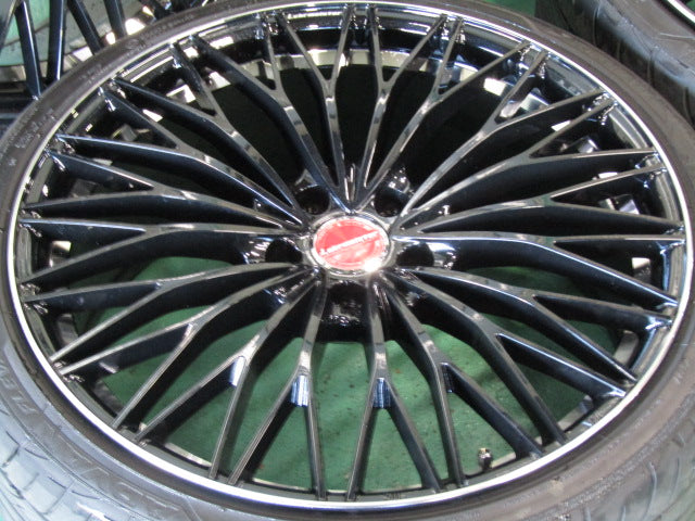 ガリキズ無しの美品・プリウス・クラウン【ホイール】レアマイスター　Tignanello（ティニャネロ）【タイヤ】ヨコハマ　ADVAN（アドバン）FREVA（フレバ）V701（保土ヶ谷本店）