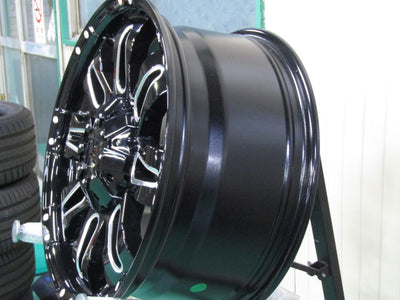 赤字処分価格・プラド・ハイラックス【ホイール】オフビート　LEXXEL（レクセル）BALANO（バレーノ）【タイヤ】MONSTA（モンスタ）テレーングリッパー（港北店）