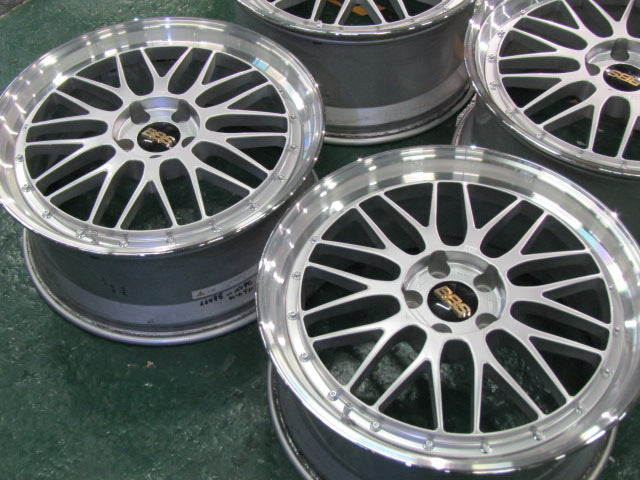 クラウン・マークX・アルファード・スカイライン・GS・IS【ホイール】BBS　LM　DS-SLD　LM240・LM241　Forged【タイヤ】弊社指定輸入タイヤ（港北店）