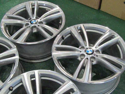 ガリキズ無しの美品・3シリーズ・F30・F31・4シリーズ・F32・F33・F36・Mスポーツ【ホイール】BMW　F30　3シリーズ　Mスポーツ純正　ダブルスポークスタイリング442M【タイヤ】ハンコック　ベンタスS1Evo3（保土ヶ谷本店）