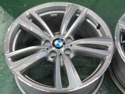 ガリキズ無しの美品・3シリーズ・F30・F31・4シリーズ・F32・F33・F36・Mスポーツ【ホイール】BMW　F30　3シリーズ　Mスポーツ純正　ダブルスポークスタイリング442M【タイヤ】ハンコック　ベンタスS1Evo3（保土ヶ谷本店）