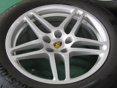 溝あり美品の冬セット・ポルシェ・マカンベースグレード・マカンS【ホイール】ポルシェ　95b系　マカンS純正【タイヤ】ブリヂストン　ブリザックDM-V3（保土ヶ谷本店）