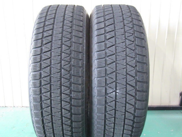 溝あり美品の冬セット・ポルシェ・マカンベースグレード・マカンS【ホイール】ポルシェ　95b系　マカンS純正【タイヤ】ブリヂストン　ブリザックDM-V3（保土ヶ谷本店）