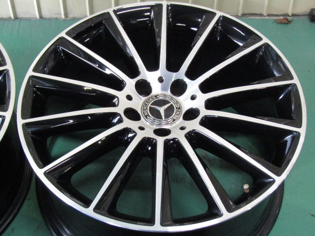 冬もお洒落に・Cクラス・W205・S205【ホイール】メルセデスベンツ　W205　Cクラス純正　AMGマルチスポーク【タイヤ】ブリヂストン　ブリザックWZ-1（保土ヶ谷本店）