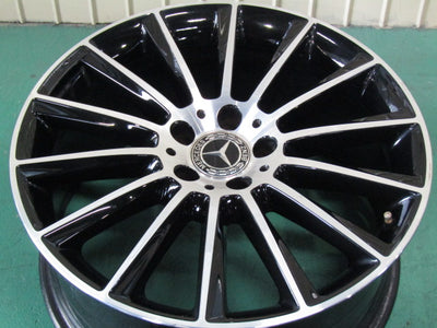 冬もお洒落に・Cクラス・W205・S205【ホイール】メルセデスベンツ　W205　Cクラス純正　AMGマルチスポーク【タイヤ】ブリヂストン　ブリザックWZ-1（保土ヶ谷本店）