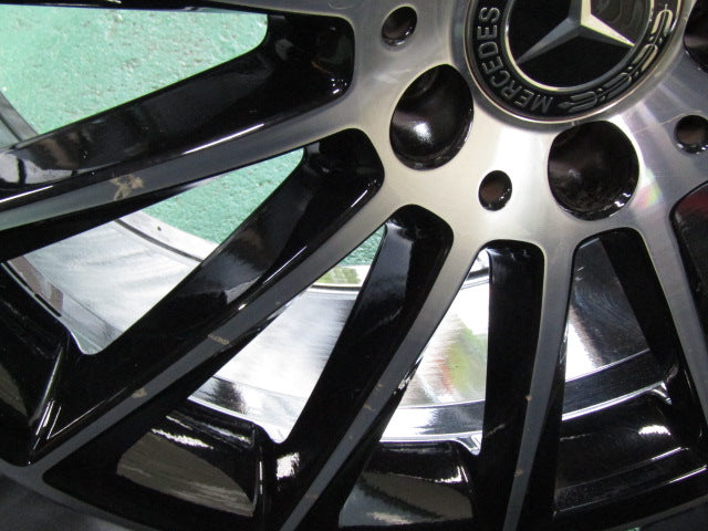 冬もお洒落に・Cクラス・W205・S205【ホイール】メルセデスベンツ　W205　Cクラス純正　AMGマルチスポーク【タイヤ】ブリヂストン　ブリザックWZ-1（保土ヶ谷本店）