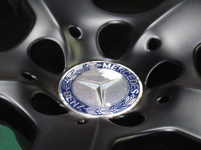 現品特価品・Eクラス・W212・Cクラス・W205【ホイール】メルセデスベンツ　C207　Eクラスクーペ純正　マットブラック【タイヤ】ピレリ　ウインターアイスアシンメトリコPlus　ランフラット（保土ヶ谷本店）