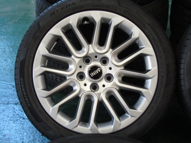 希少モデル・MINI・F65・F66・F67・5ドア・3ドア・コンバーチブル【ホイール】MINI　F65　5ドア　MINIクーパー純正　Uスポーク956【タイヤ】NEXEN（ネクセン）Nferaスポーツ　BMW承認タイヤ（港北店）