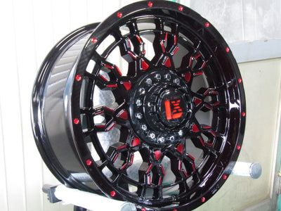 赤字処分価格・プラド・ハイラックス【ホイール】オフビート　LEXXEL（レクセル）PreDator（プレデター）【タイヤ】MONSTA（モンスタ）テレーングリッパー（港北店）
