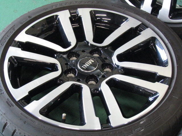 ▲発送限定品▼・MINI・F55・F56・F57・3ドア・5ドア・カブリオレ【ホイール】MINI　F55　MINIクーパーS純正　レールスポーク497【タイヤ】ダンロップ　SPスポーツMAXX/RT　BMW承認（保土ヶ谷本店）
