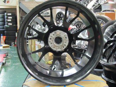 ポルシェ・カイエン・フォルクスワーゲン・トゥアレグ【ホイール】BBS　RE-R　RE035　Forged【タイヤ】ヨコハマ　PARADA　スペックX（港北店）