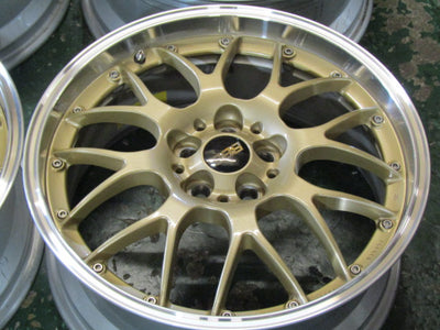 超希少ゴールド・プリウス・86・BRZ【ホイール】BBS　RS-GT　RS907H　Forged　GL-SLD【タイヤ】弊社指定輸入タイヤ（港北店）