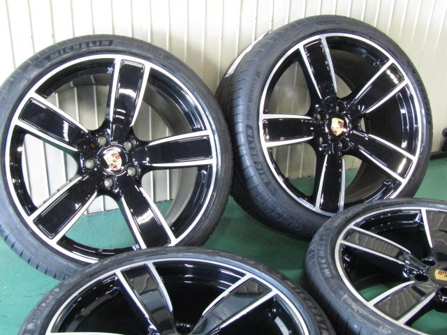 超希少品・ポルシェ・カイエンクーペ・スポーツクラシック【ホイール