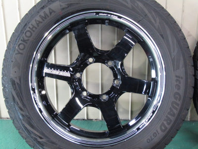 ガリキズ無しの美品・ハイエース・レジアスエース【ホイール】RAYS（レイズ）ボルクレーシングTE37SB　Tourer　Forged【タイヤ】ヨコハマ　PARADA（パラダ）PA03　109/107S（保土ヶ谷本店）