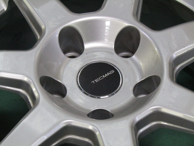 ▲発送限定品▼・BMW・3シリーズ・F30・F31【ホイール】TECMAG（テクマグ）タイプ207R【タイヤ】ピレリ　アイスゼロアシンメトリコ（保土ヶ谷本店）