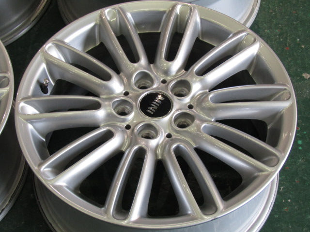 人気デザインの純正品・MINI・F55・F56・F57・3ドア・5ドア