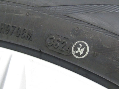 限定冬セット・フォルクスワーゲン・ティグアン【ホイール】フォルクスワーゲン　AD1系　ティグアン純正　KINGSTON（キングストン）【タイヤ】ピレリ　アイスゼロアシンメトリコ（保土ヶ谷本店）