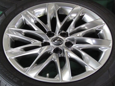 綺麗な純正の冬セット・レクサス・LS500【ホイール】レクサス　50系　LS500　バージョンL純正【タイヤ】ブリヂストン　ブリザックWZ-1（保土ヶ谷本店）