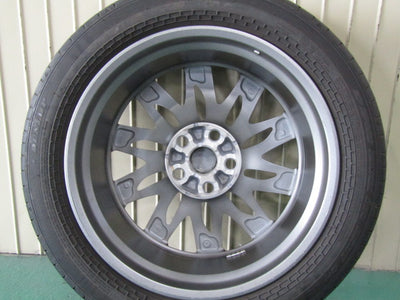 綺麗な純正の冬セット・レクサス・LS500【ホイール】レクサス　50系　LS500　バージョンL純正【タイヤ】ブリヂストン　ブリザックWZ-1（保土ヶ谷本店）