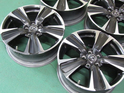 冬の現品特価・レクサス・UX・カローラクロス・C-HR・エスティマ【ホイール】レクサス　10系　UX　バージョンL純正【タイヤ】ピレリ　アイスゼロアシンメトリコ（保土ヶ谷本店）