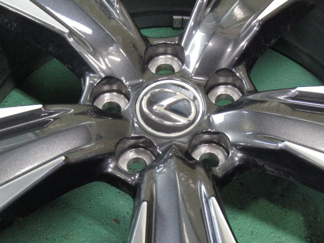 冬の現品特価・レクサス・UX・カローラクロス・C-HR・エスティマ【ホイール】レクサス　10系　UX　バージョンL純正【タイヤ】ピレリ　アイスゼロアシンメトリコ（保土ヶ谷本店）