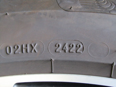 ボルボ・XC40【ホイール】VST　タイプ-ST2【タイヤ】ミシュラン　XアイススノーSUV（港北店）