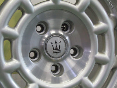 【車種】マセラティ【ホイール】マセラティ　GF-QP8　クアトロポルテ純正【タイヤ】緩衝材程度 （港北店）