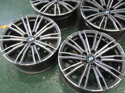 【車種】BMW　3シリーズ　G20　4シリーズ　G22【ホイール】G20 3シリーズ Mスポーツ純正 Mライトアロイ・ダブルスポークスタイリング790【タイヤ】ピレリ　チントゥラートP7　BMW承認ランフラット （港北店）